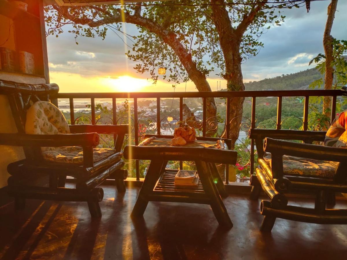Purple Homestay Hillside コロン エクステリア 写真